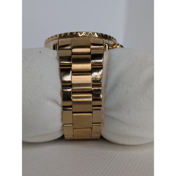 Michael Kors Runway Silver Dial Silver Steel Strap Watch for Women - MK5428 - Picture 4 of 6